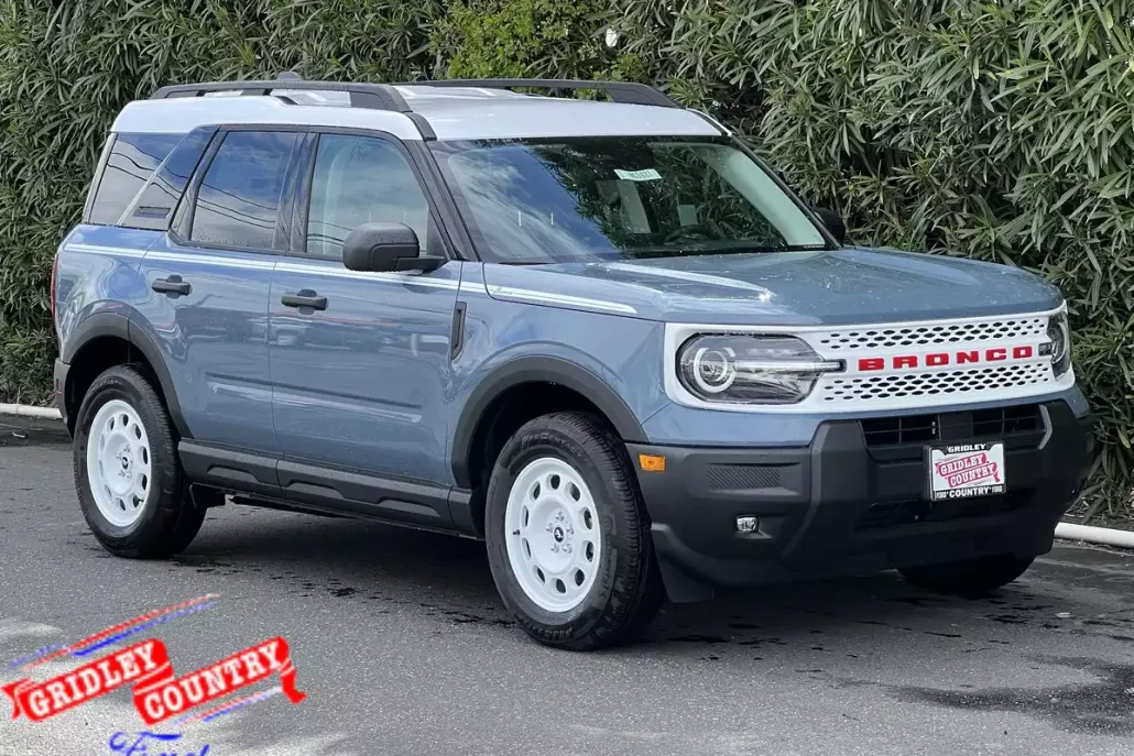 2025 Ford Bronco Sport Heritage photo 1