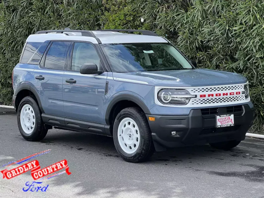 2025 Ford Bronco Sport Heritage photo 1