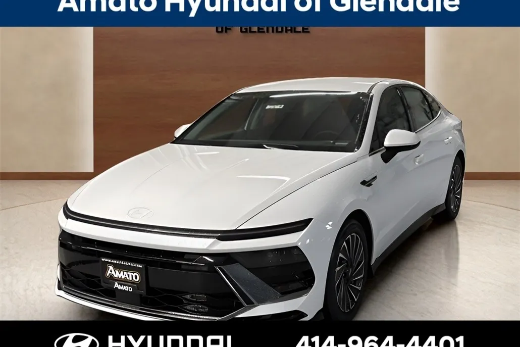2025 Hyundai Sonata Hybrid SEL photo 1
