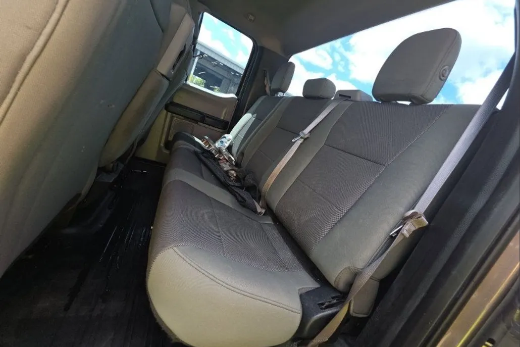 2018 Ford F-150 XL photo 1