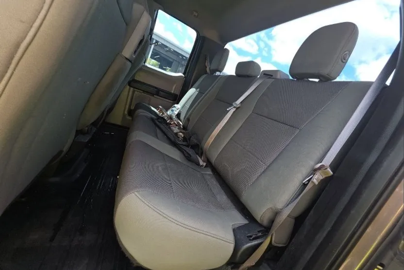 2018 Ford F-150 XL photo 1