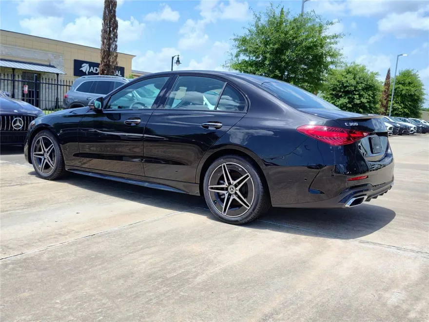 2024 Mercedes Benz C 300 photo 1