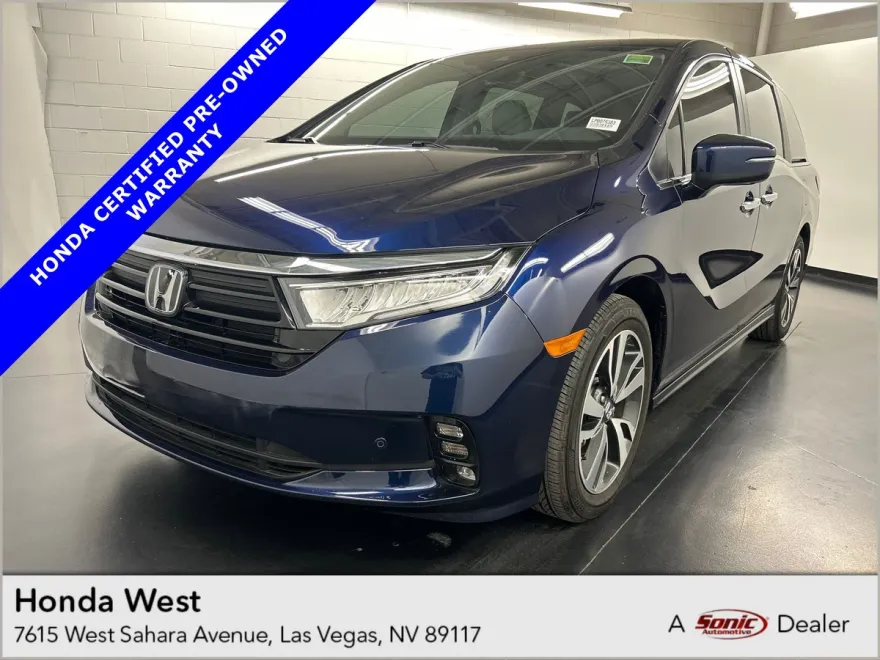 2023 Honda Odyssey Touring photo 1