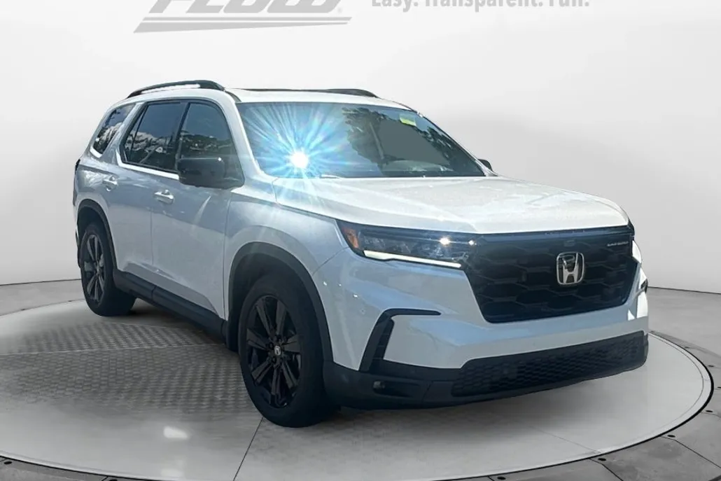 2025 Honda Pilot Black Edition photo 1