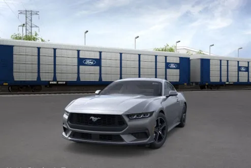 2025 Ford Mustang EcoBoost photo 2