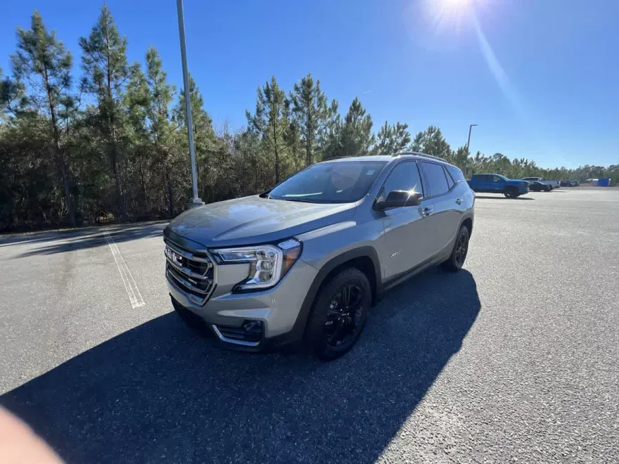 2023 Gmc Terrain AT4 photo 1