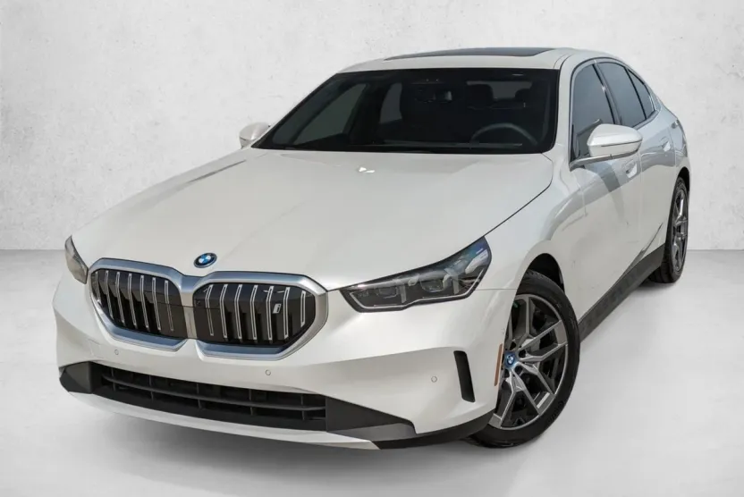 2025 Bmw i5 xDrive40 photo 1
