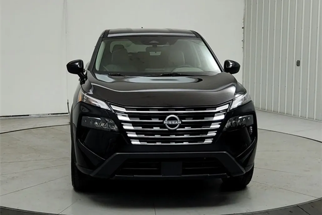 2025 Nissan Rogue SV photo 1