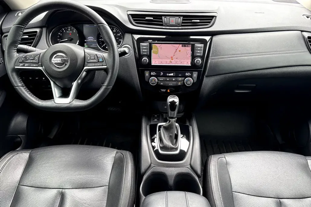 2019 Nissan Rogue SL photo 1