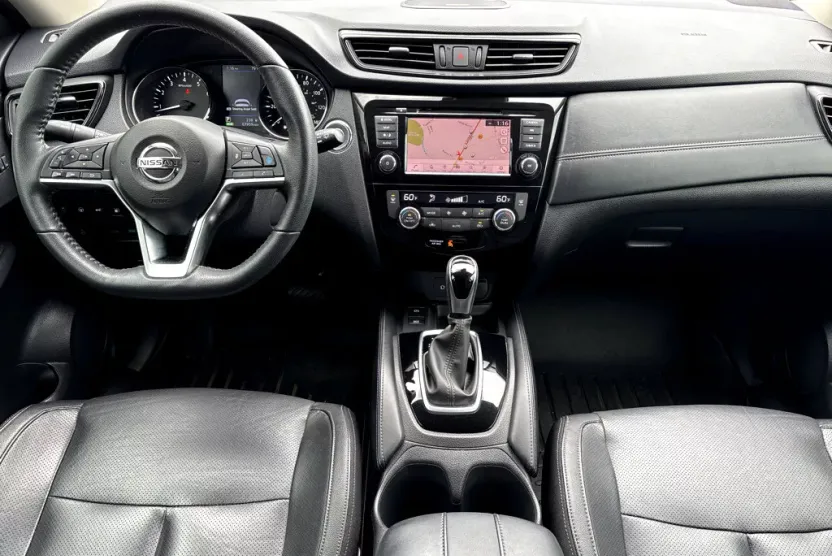 2019 Nissan Rogue SL photo 1