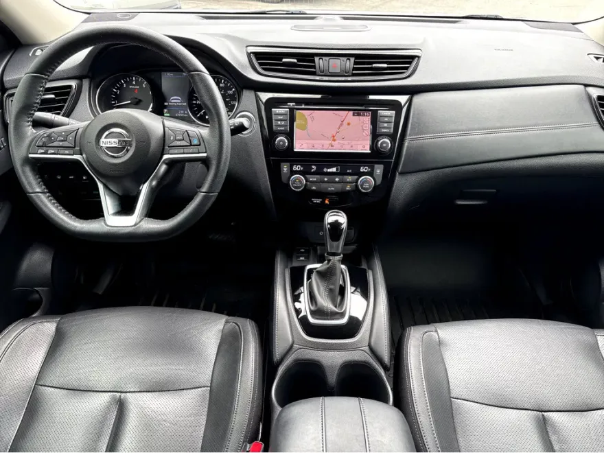 2019 Nissan Rogue SL photo 1
