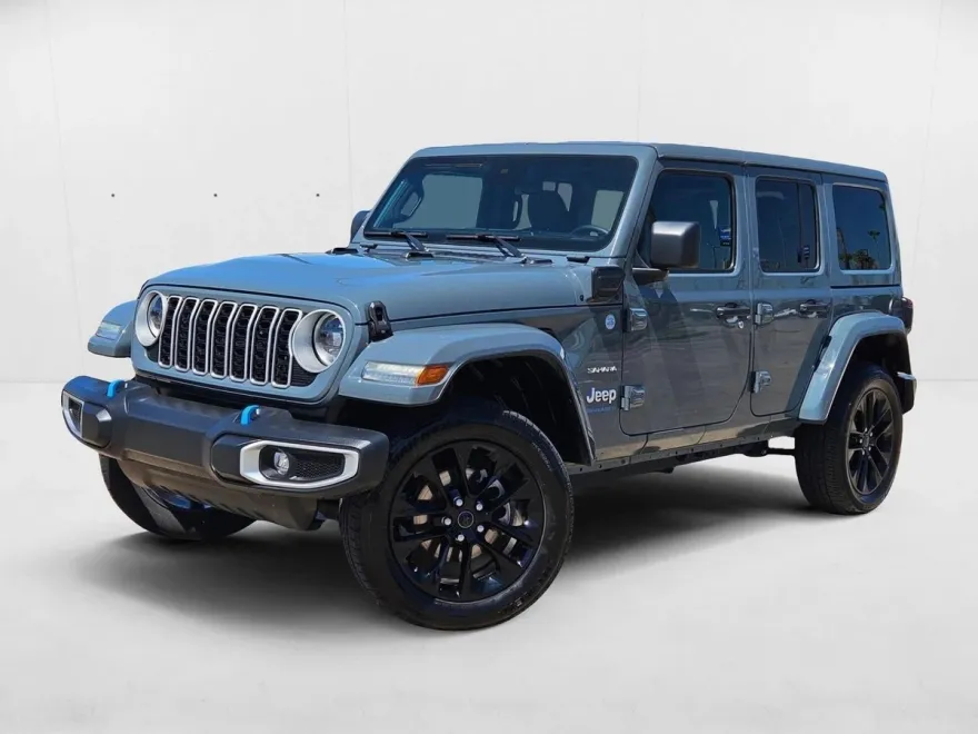 2024 Jeep Wrangler 4xe Sahara photo 1