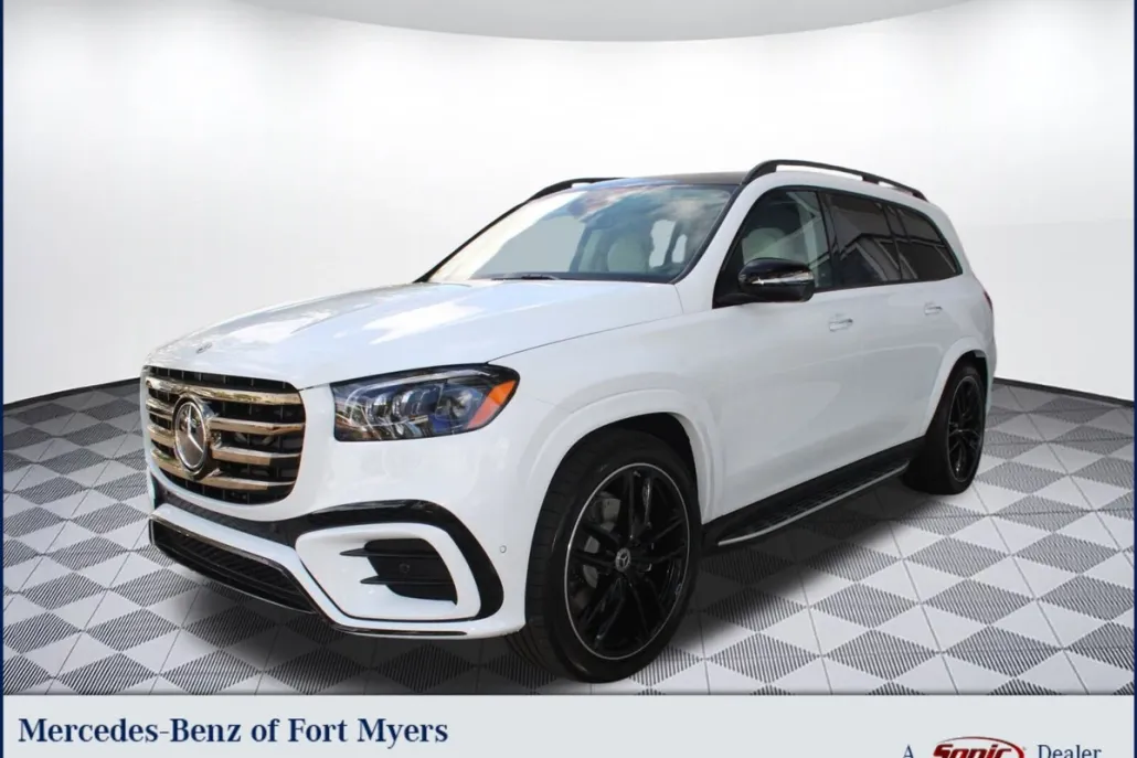 2026 Mercedes Benz GLS 580 4MATIC photo 1