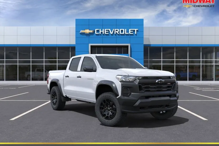 2025 Chevrolet Colorado Trail Boss photo 1