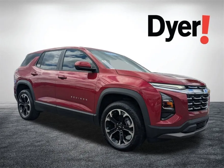 2025 Chevrolet Equinox LT photo 1
