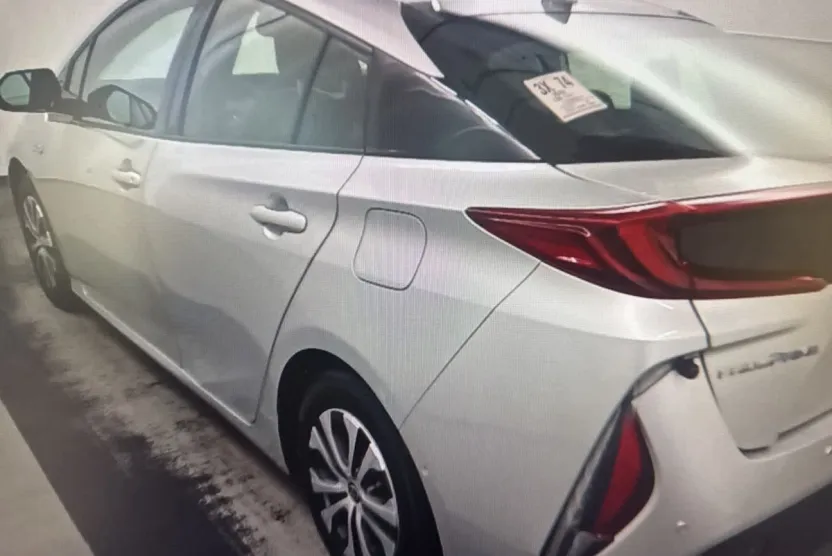 2020 Toyota Prius Prime Limited photo 1