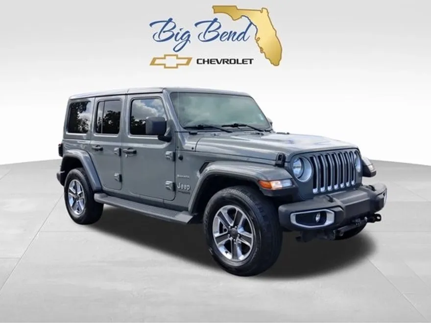 2021 Jeep Wrangler Unlimited Sahara photo 1