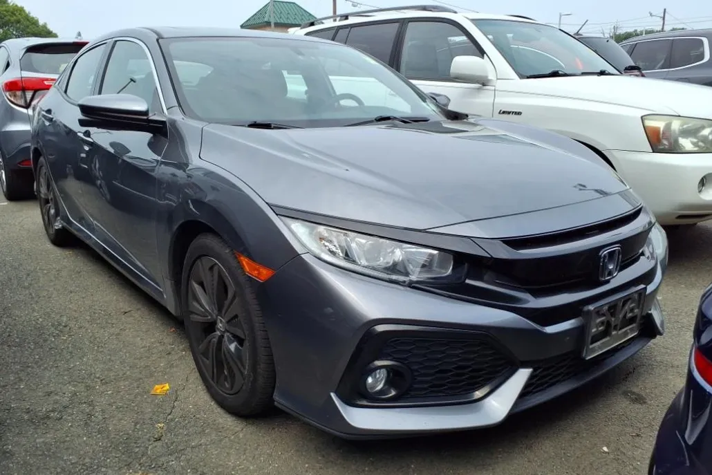 2017 Honda Civic Hatchback EX photo 1