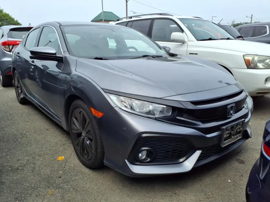 2017 Honda Civic Hatchback EX photo 1