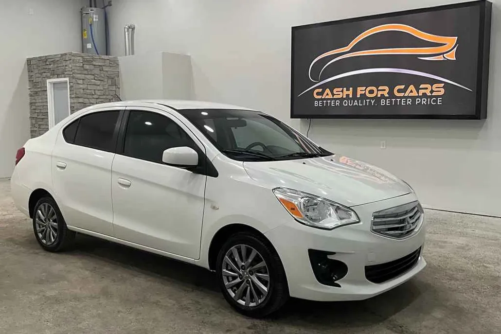 2018 Mitsubishi Mirage G4 ES photo 1