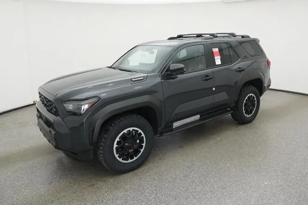 2025 Toyota 4Runner TRD Off-Road Premium photo 1