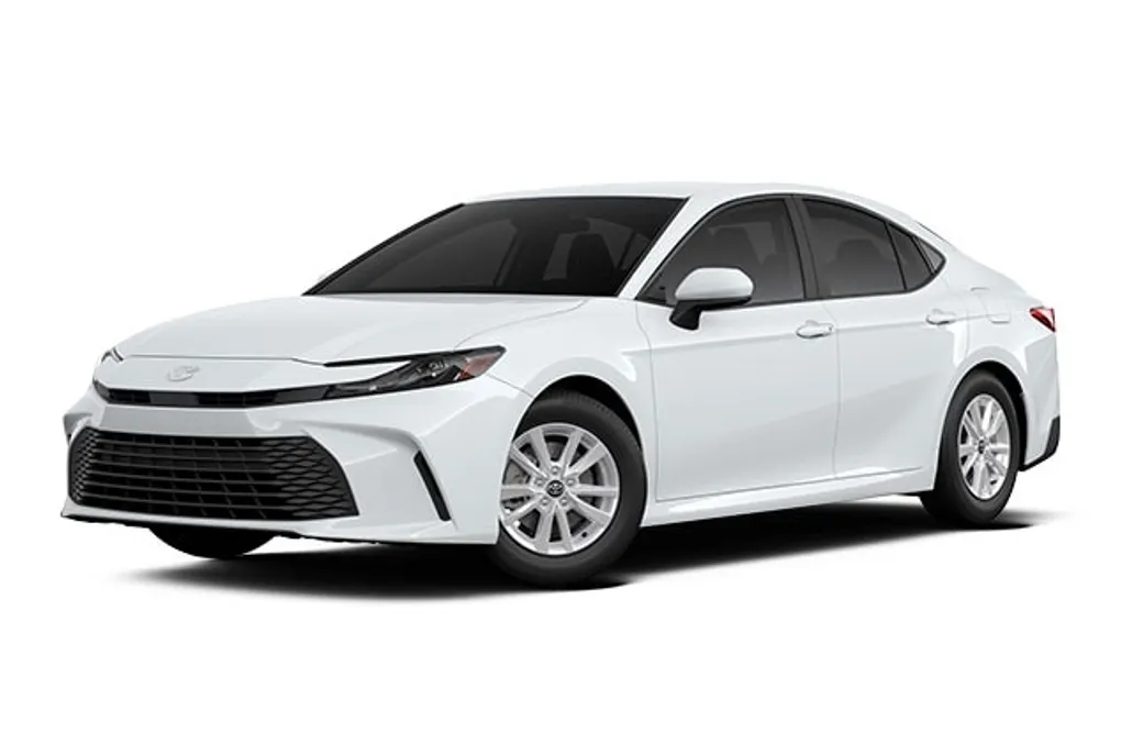 2025 Toyota Camry LE photo 1