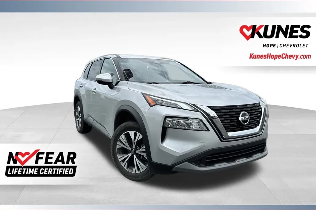2021 Nissan Rogue SV photo 1