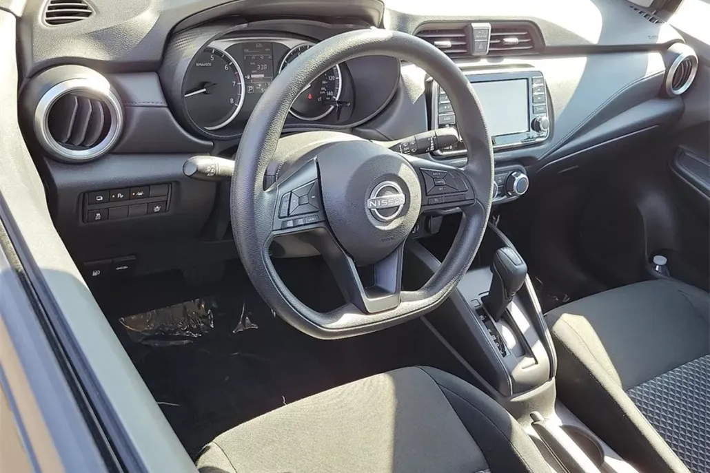 2024 Nissan Versa S photo 1