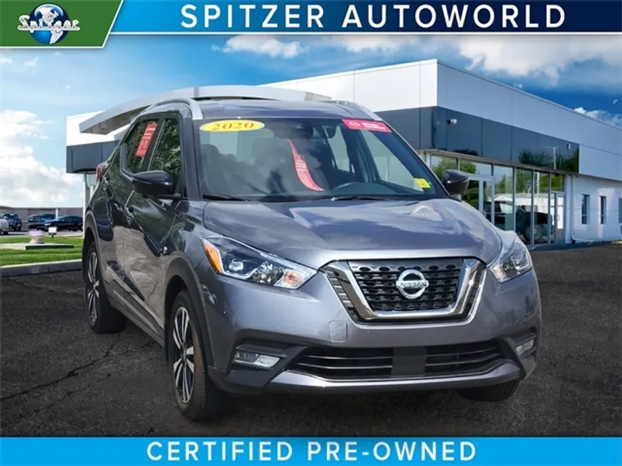 2020 Nissan Kicks SR photo 1