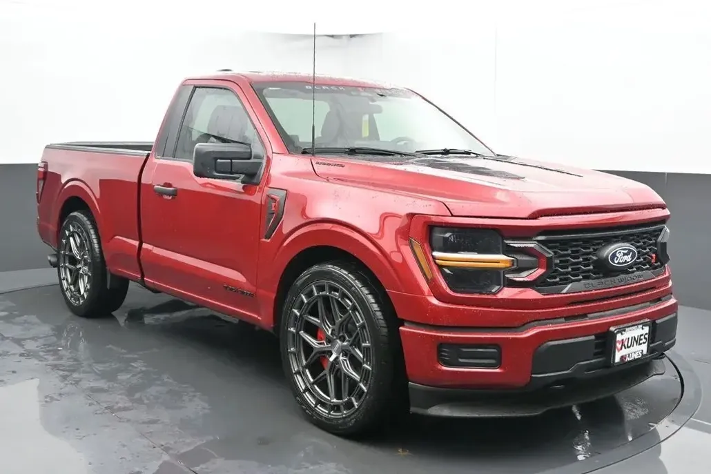 2025 Ford F-150 XL photo 1