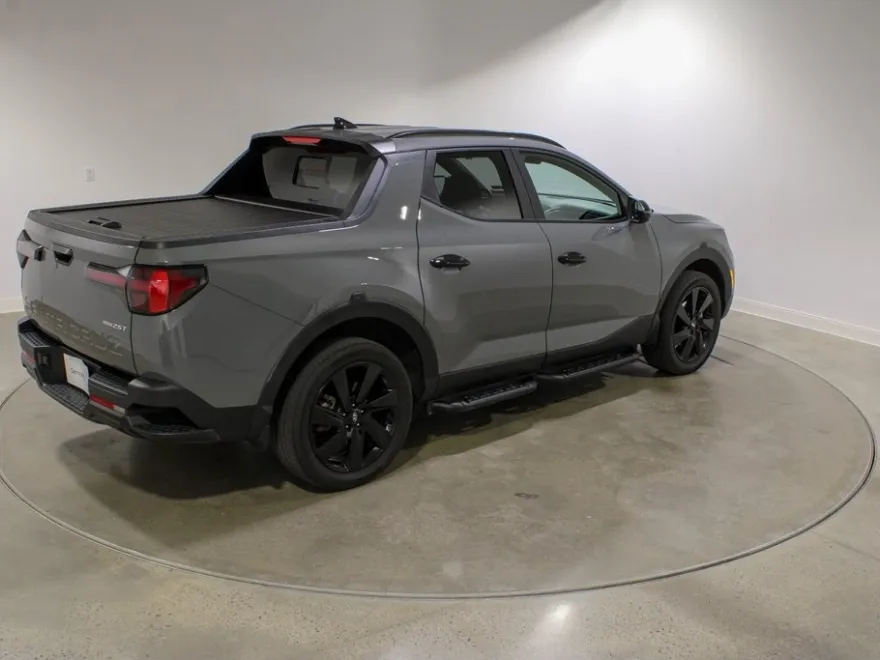 2023 Hyundai Santa Cruz Night photo 1