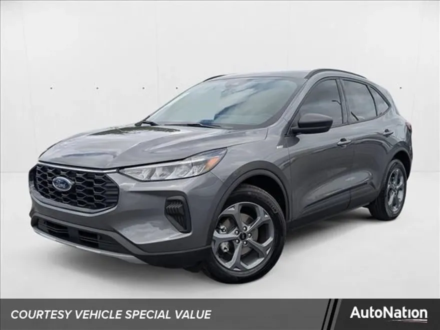 2025 Ford Escape ST-Line photo 1