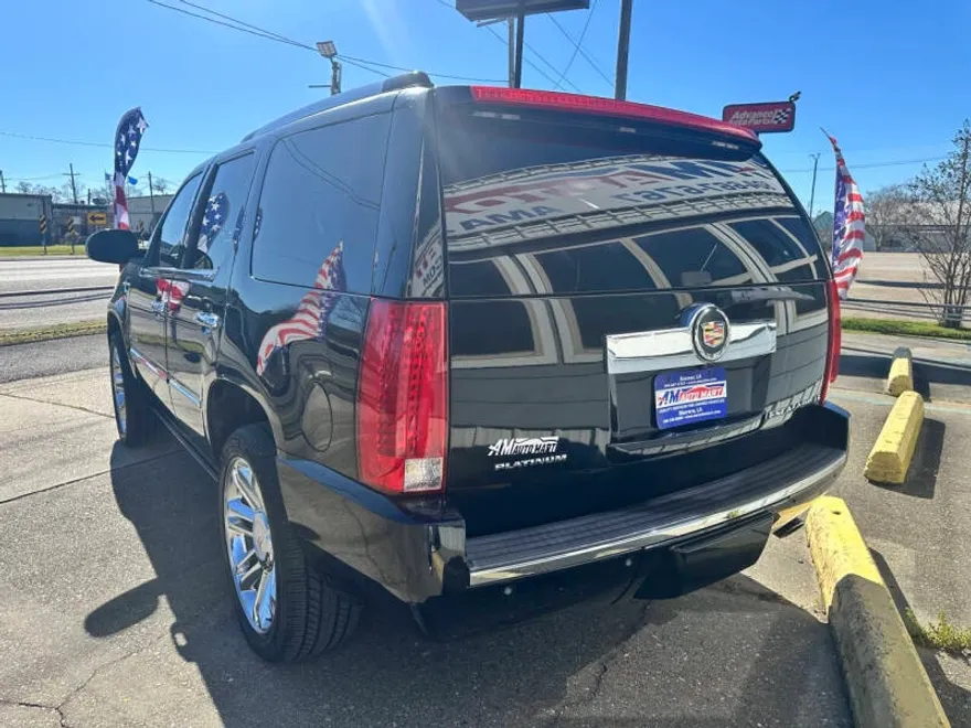 2013 Cadillac Escalade Platinum photo 1
