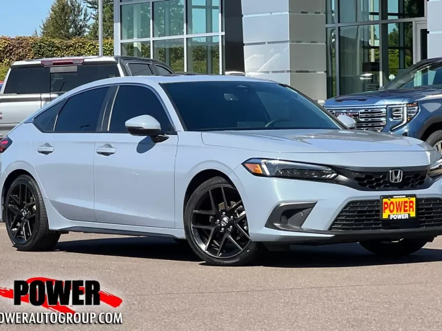 2022 Honda Civic Sport Touring photo 1