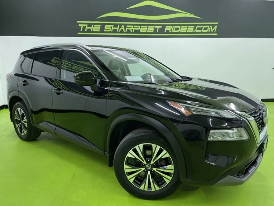 2021 Nissan Rogue SV photo 1