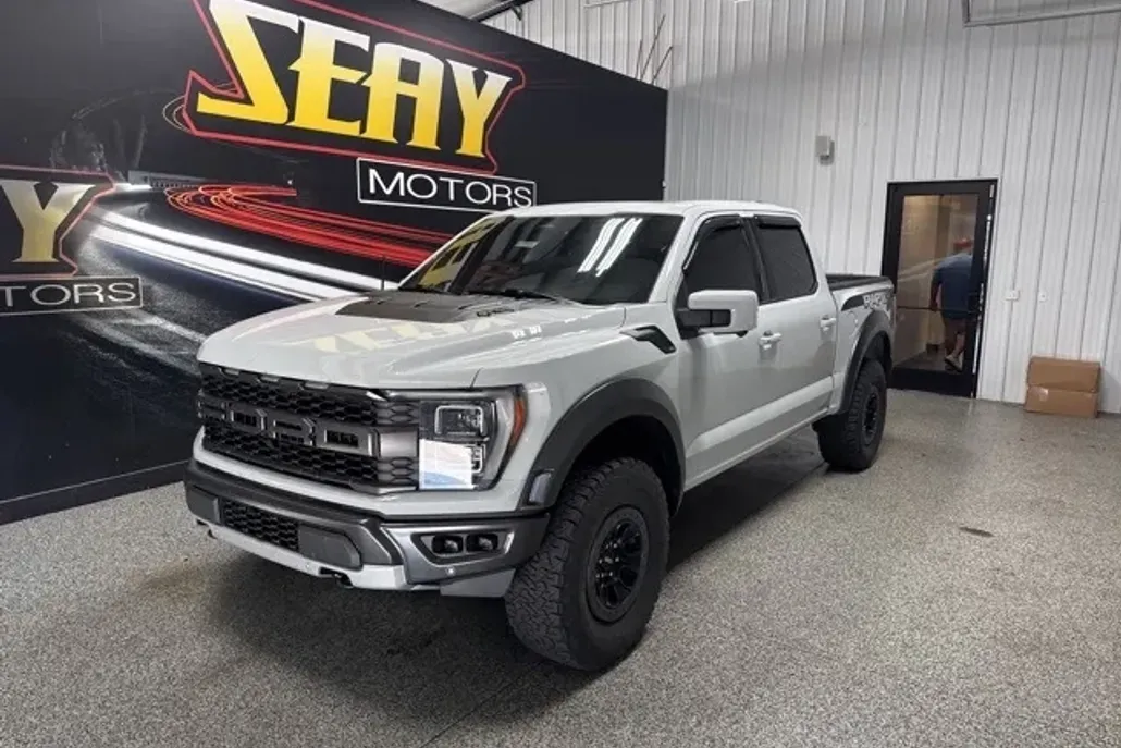 2023 Ford F-150 Raptor photo 1