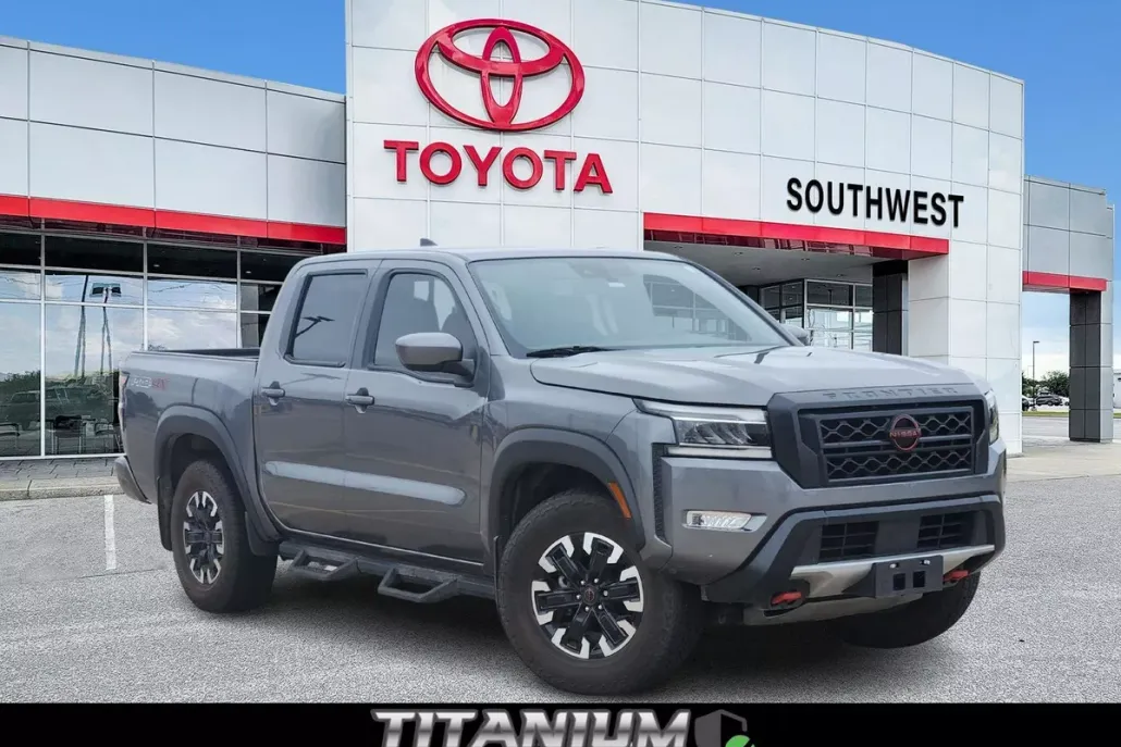 2024 Nissan Frontier PRO-4X photo 1