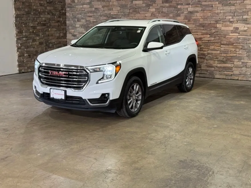 2024 Gmc Terrain SLT photo 1