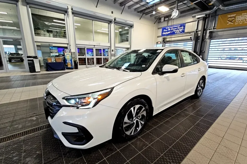 2025 Subaru Legacy Premium photo 1