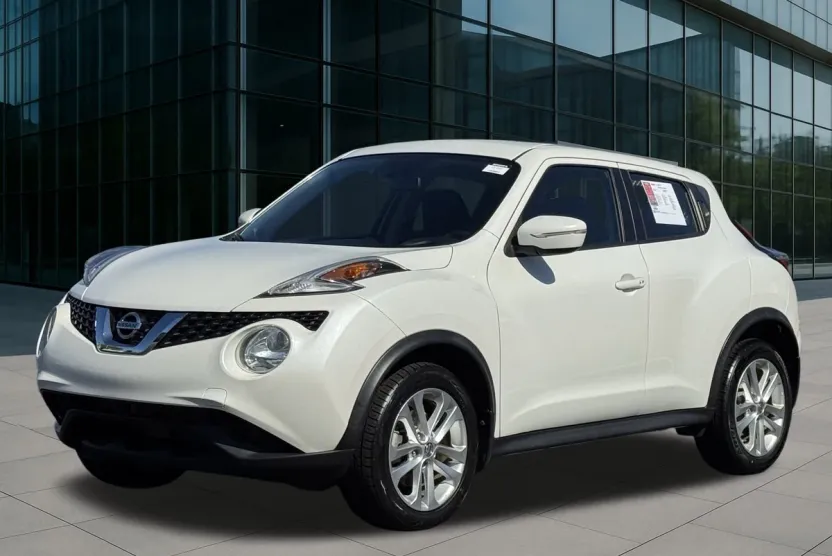 2016 Nissan Juke S photo 1