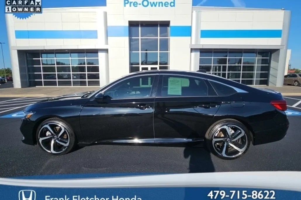 2022 Honda Accord Sport 2.0T photo 1