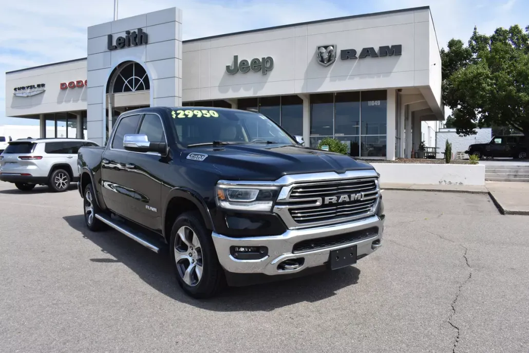 2019 Ram 1500 Laramie photo 1