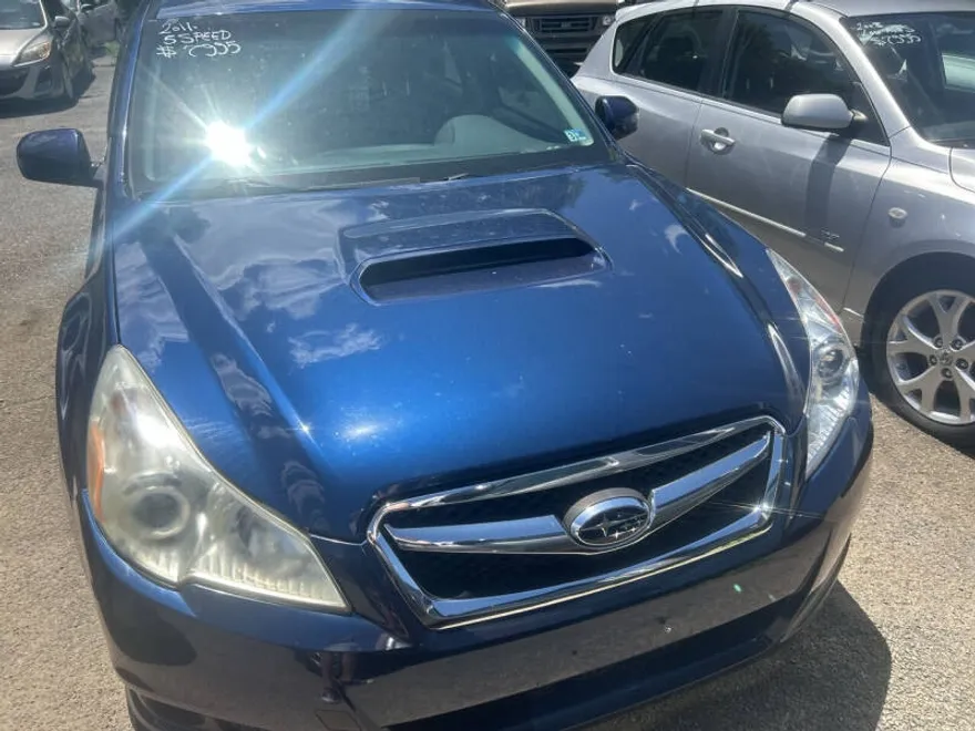 2011 Subaru Legacy 2.5GT Limited photo 1