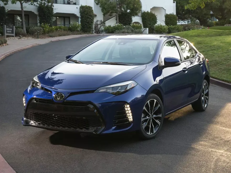 2018 Toyota Corolla XSE photo 1