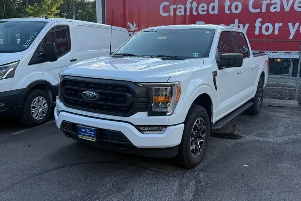 2022 Ford F-150 XLT photo 1