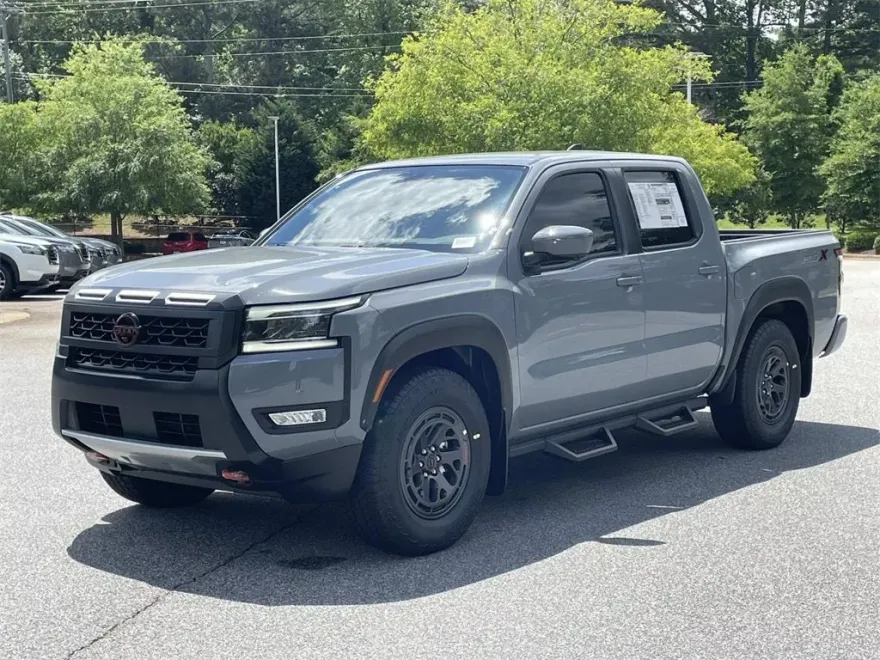 2025 Nissan Frontier PRO-X photo 1