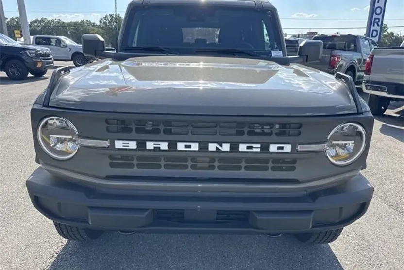2025 Ford Bronco Big Bend photo 1