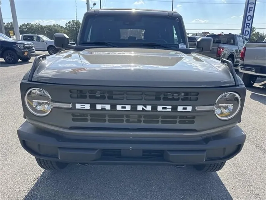 2025 Ford Bronco Big Bend photo 1
