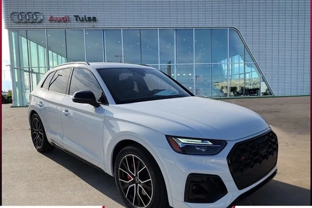 2025 Audi SQ5 Premium Plus photo 1