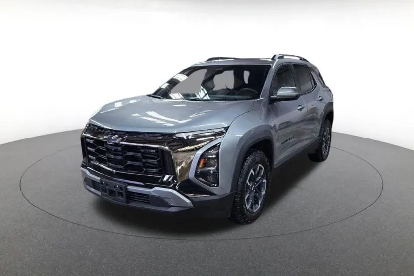 2025 Chevrolet Equinox ACTIV photo 1